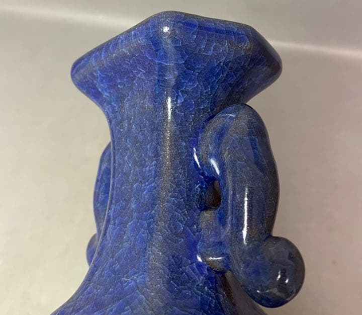 中国 青釉耳付六角口花入　u6210418