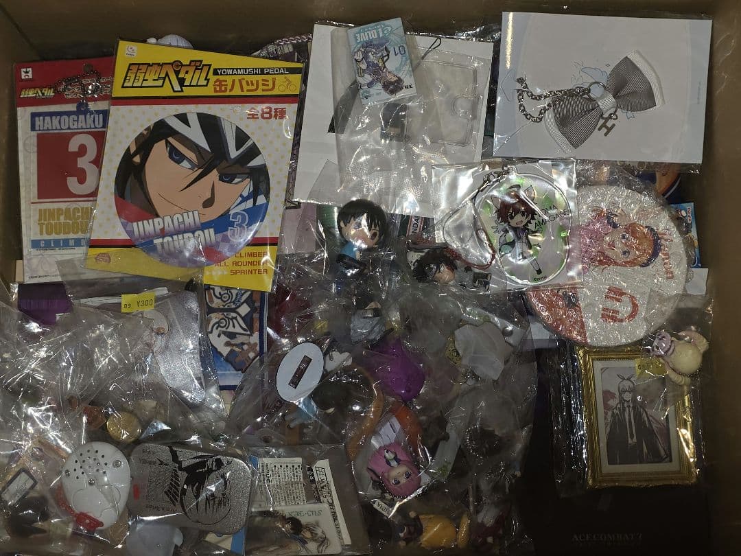 アニメ　ゲームグッズまとめ　300点