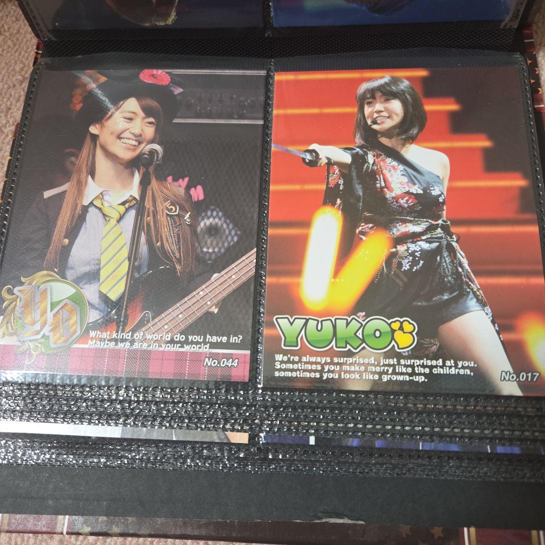 ✨️AKB48 メンバー写真集アルバム2冊200枚とグッズ付き