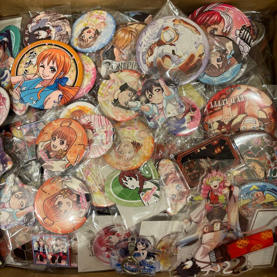 鬼滅の刃 ワンピース　ラブライブ！アニメグッズ　まとめ売り 大量　1500点以上