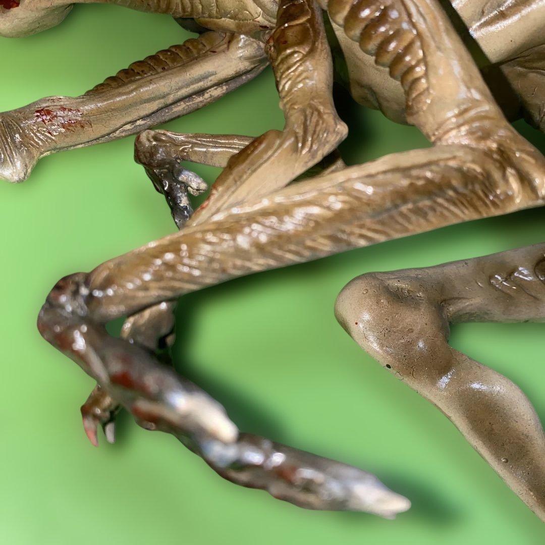 エイリアン★ソフビ★ガレージキット★クイーンチェストバスター★ALIEN★完成品