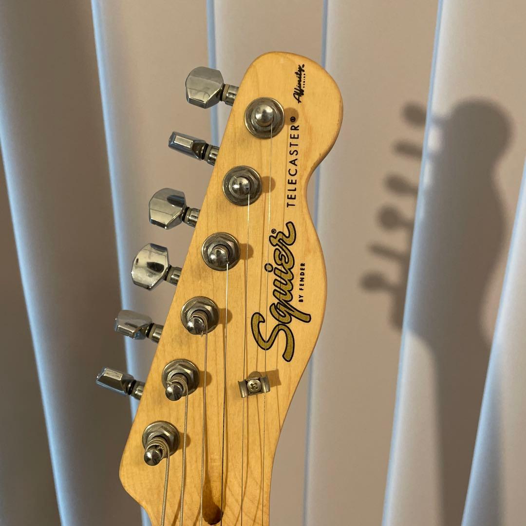 エレキギター サンバースト　Squier