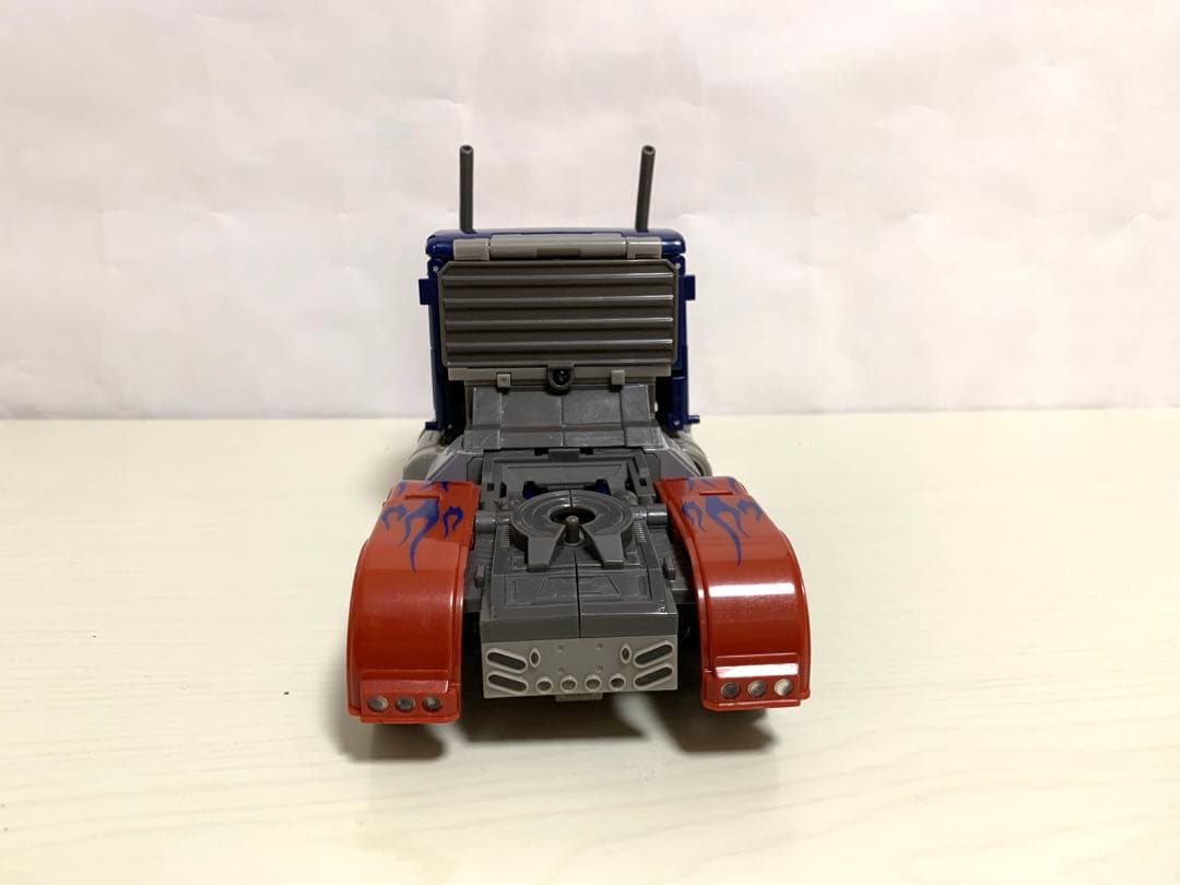 MB-17 オプティマスプライム　トランスフォーマー