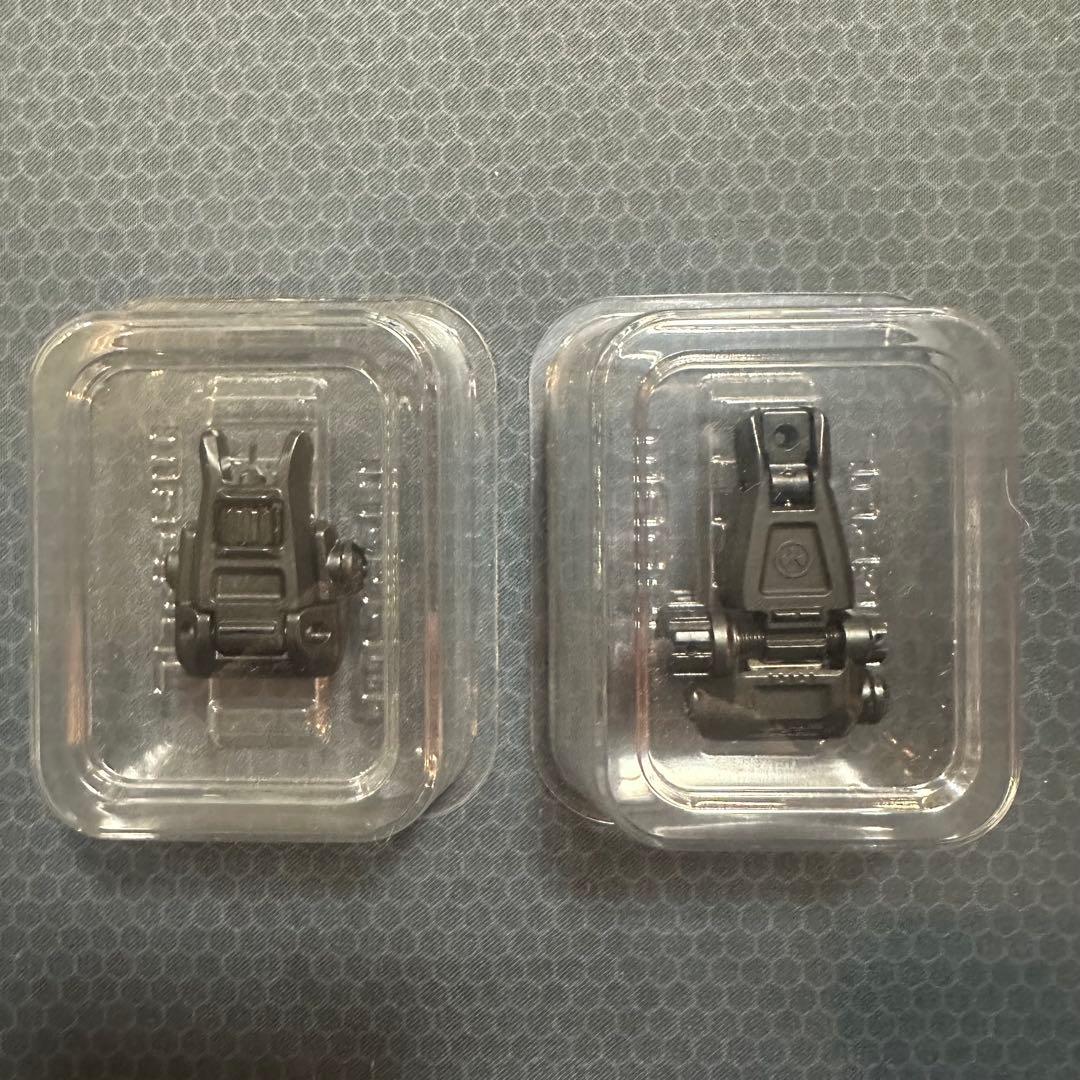 A*h様 実物 MAGPUL MBUS PRO F・R サイトセット