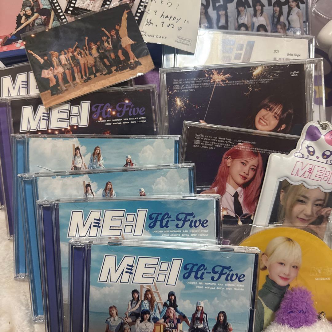 ME:I グッズ