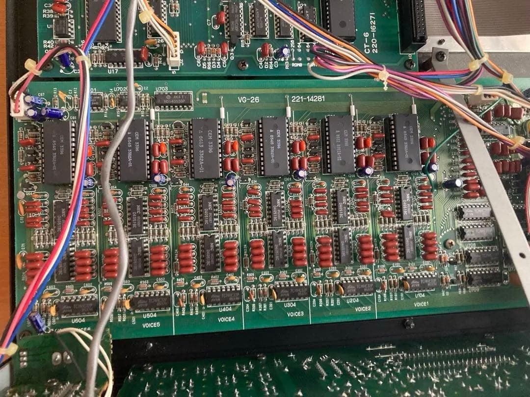 「修理」Oberheim Matrix 6R アナログシンセサイザー