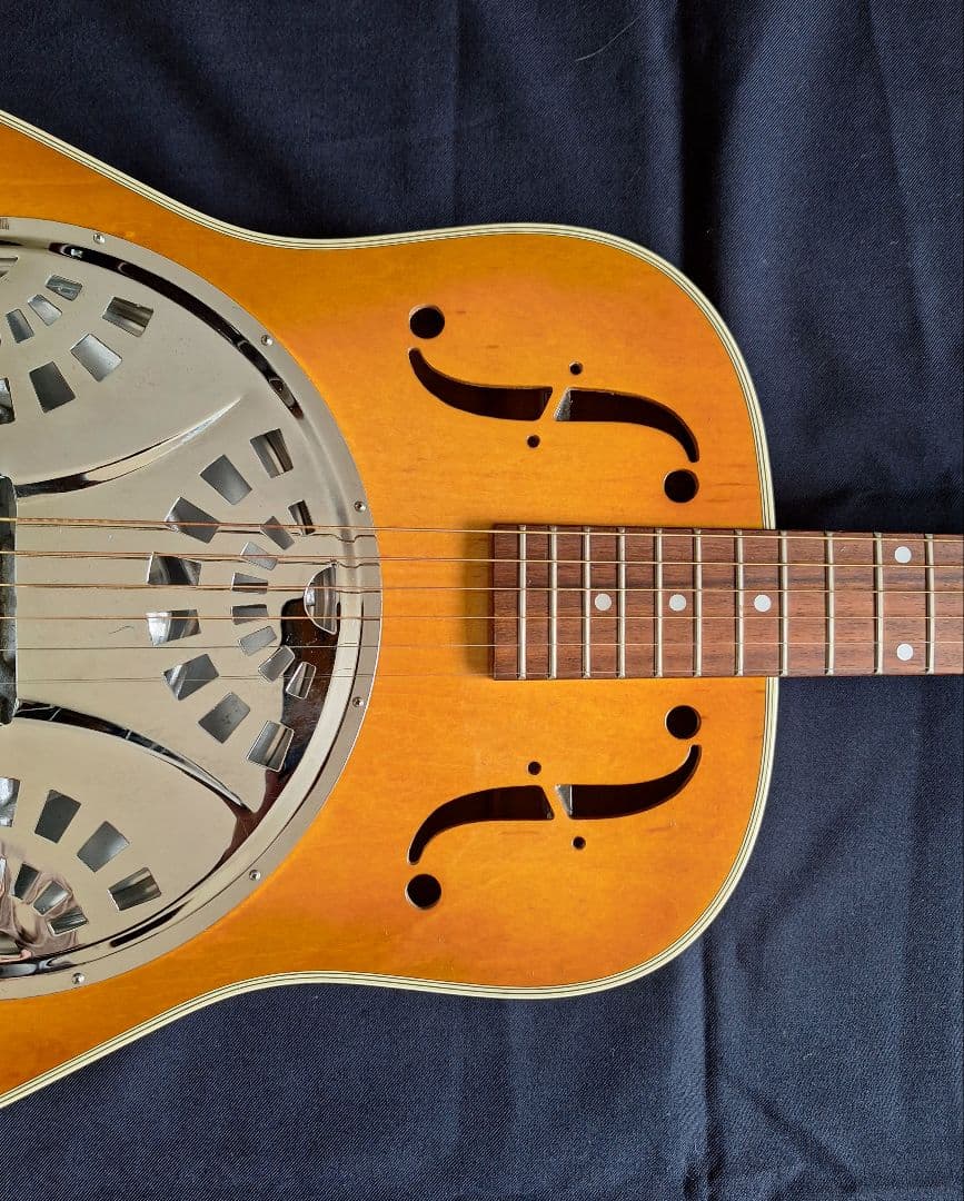 GRECO D-800 ? リゾネーター ギター