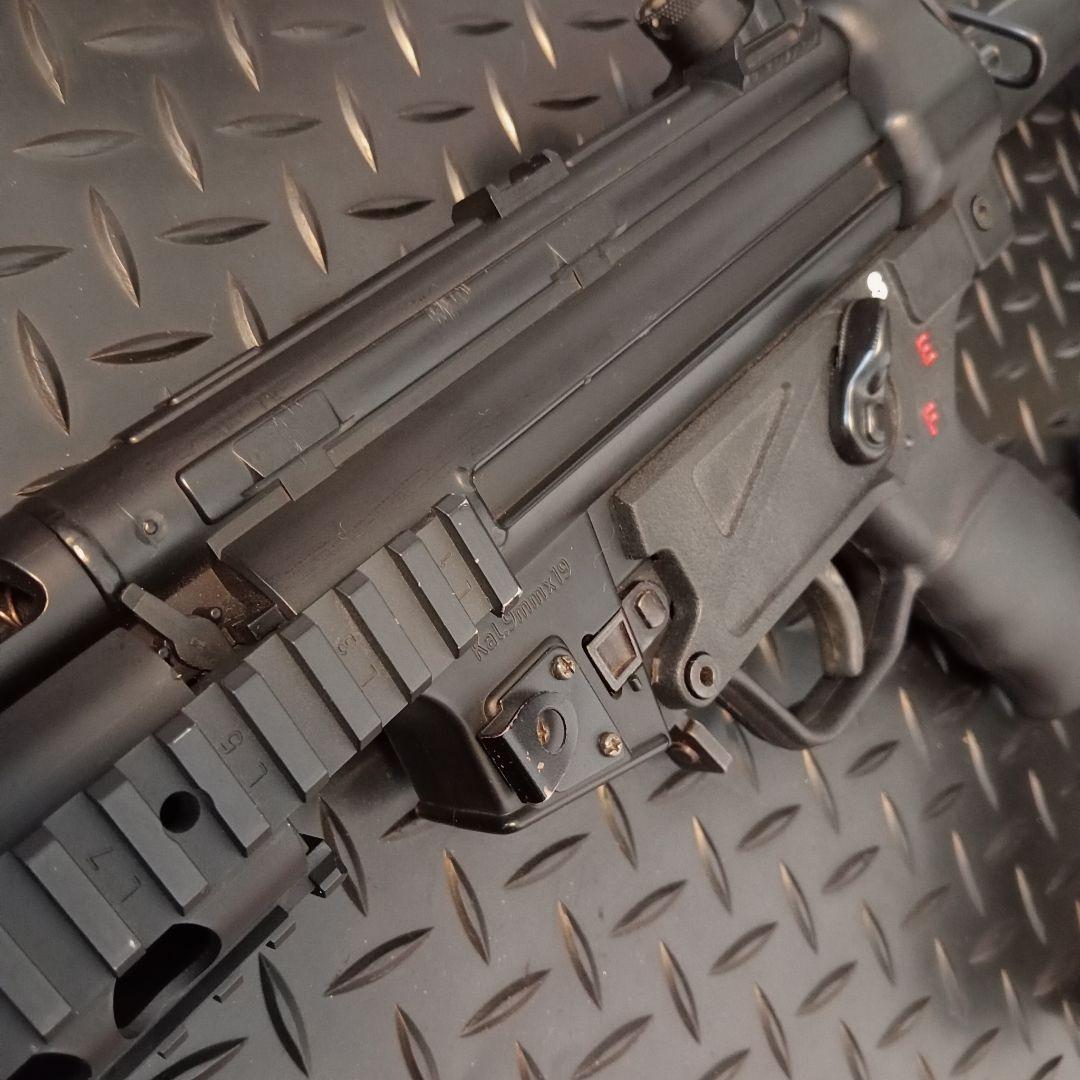 東京マルイ　MP5 　電動ガン