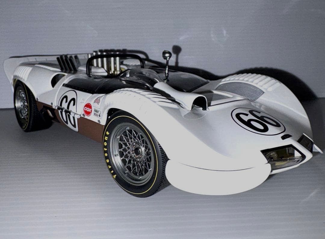 オートアート シャパラル2 スポーツレーサー 1/18