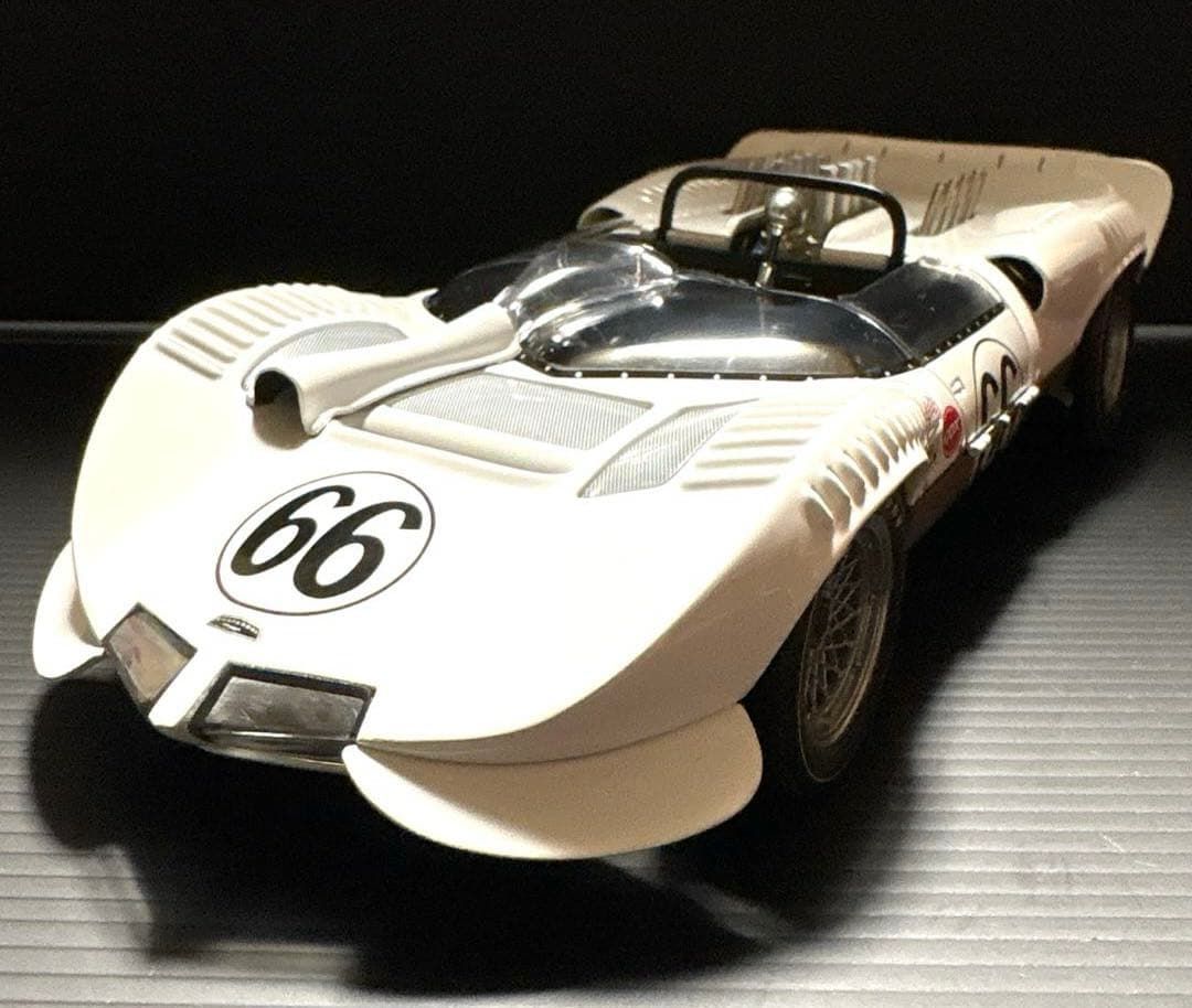 オートアート シャパラル2 スポーツレーサー 1/18