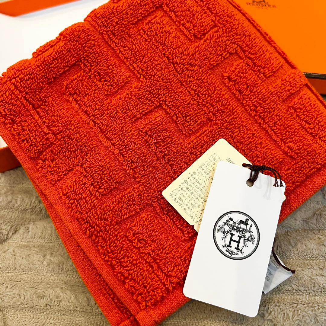 新品紙袋付き ラッピング済 HERMES ハンドタオル ステアーズ オレンジ