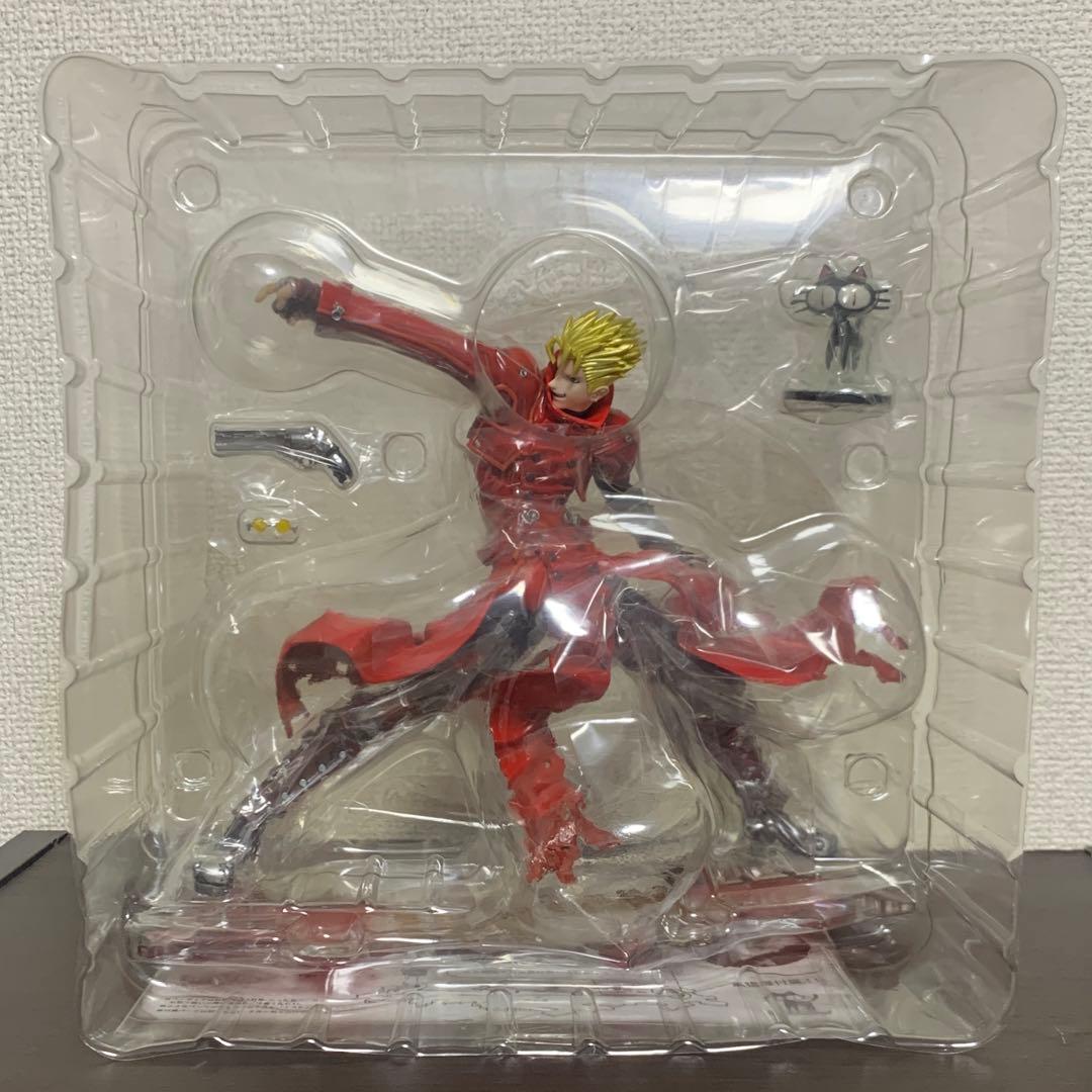 コトブキヤ　ARTFX J トライガン ヴァッシュ　ウルフウッド