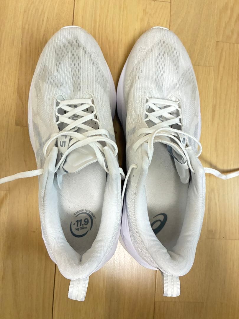スパイク・シューズ ASICS NOVABLAST 5 28.0cm