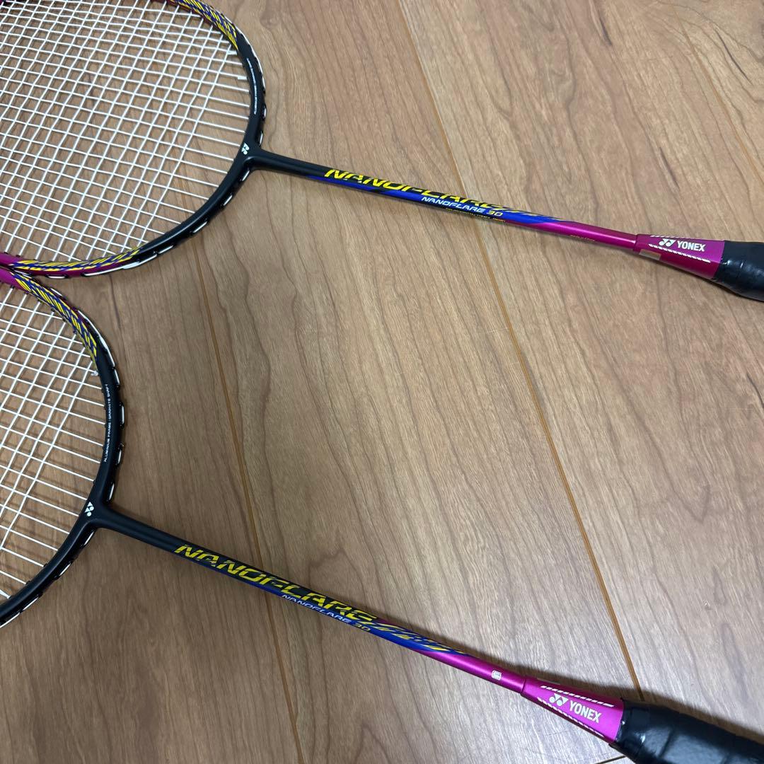 ヨネックス　バトミントン　ラケット　ナノフレア 2点セット　シャトル　ケース付