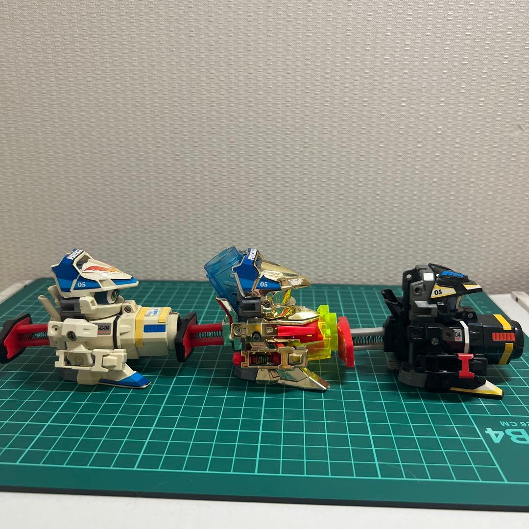コンバットフェニックス3色セット　ビーダマン