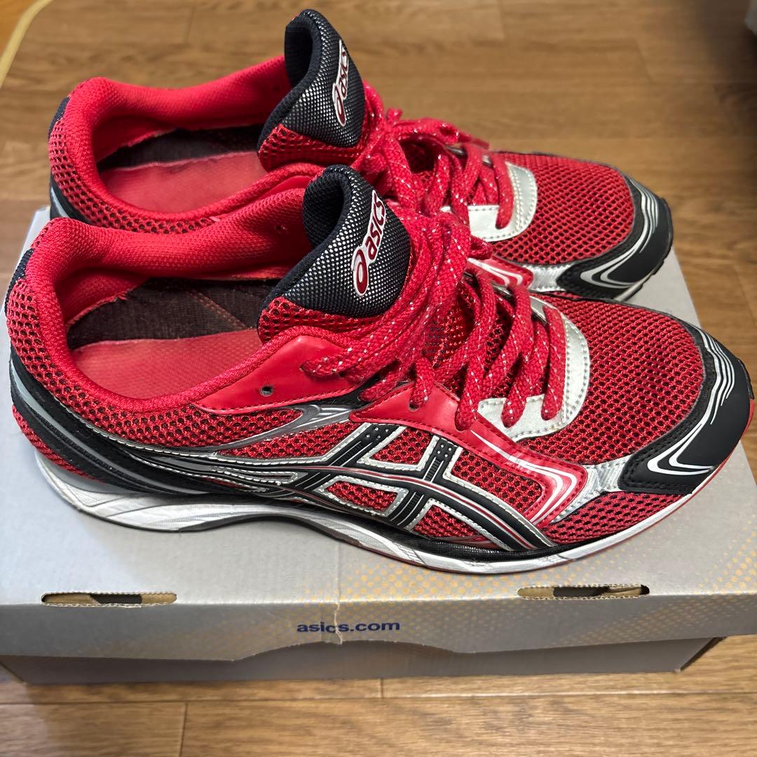 asics ランニングシューズ レッド/シルバー27cm