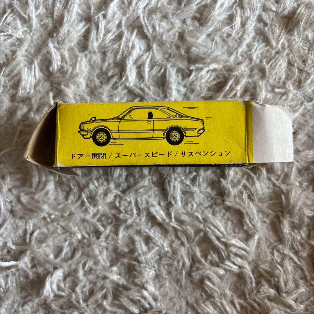 トミカ黒箱89　トヨタ　コロナ　2000GT シルバー