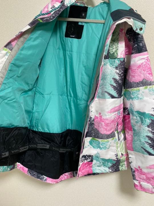 volcom スノーボードウェア