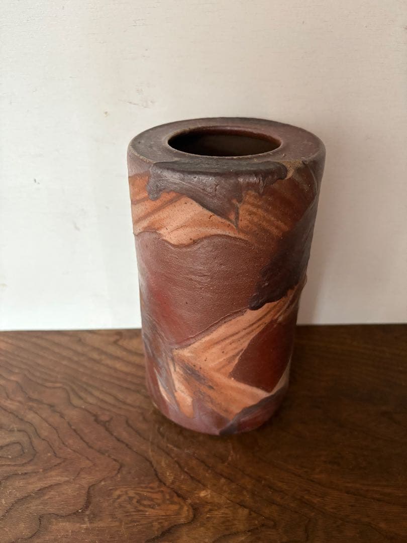 松崎健　焼締刷毛目文花入　共箱　未使用品