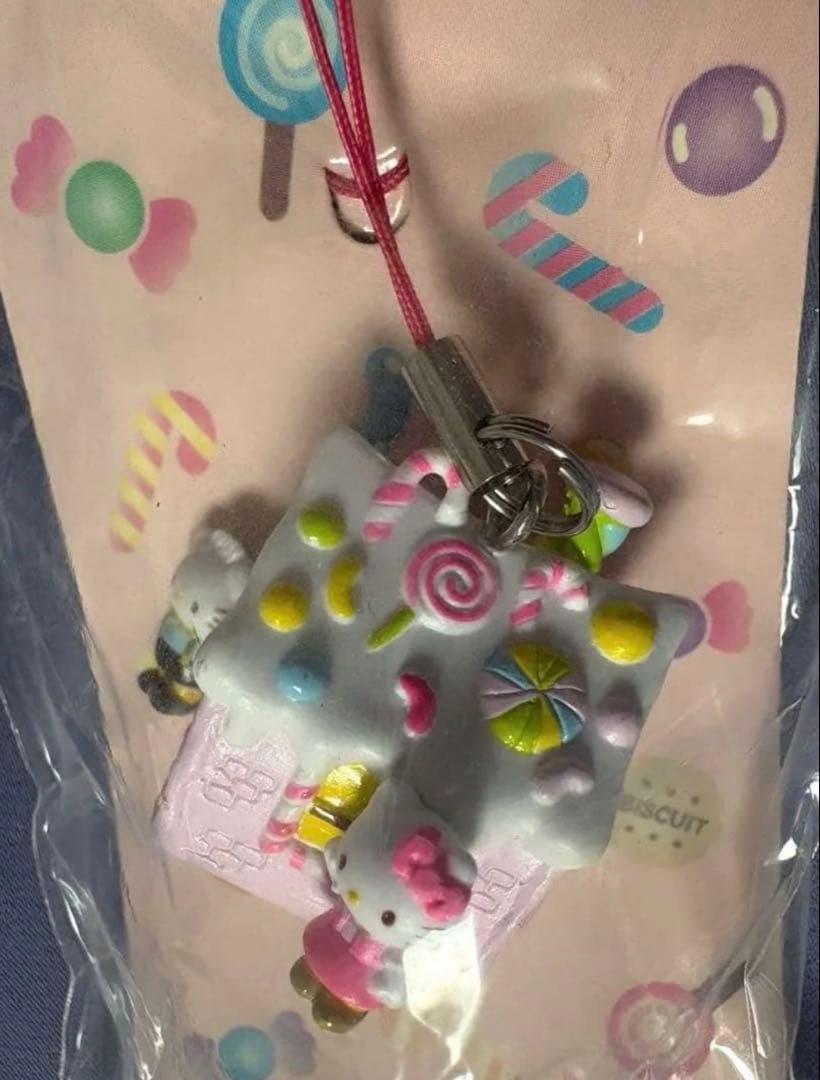 【激レア】ハローキティ 非売品 根付　ダイワハウス お菓子の家 ストラップ