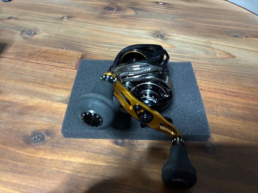 【美品使用少】Abu Garcia Revo ビッグシューターコンパクト7