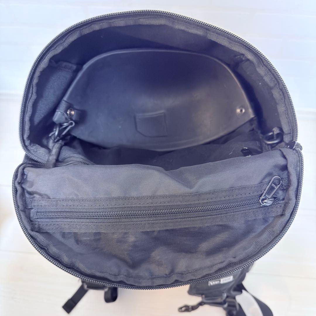 【美品】ヤクルトスワローズ NEWERAコラボリュック swallowsブラック