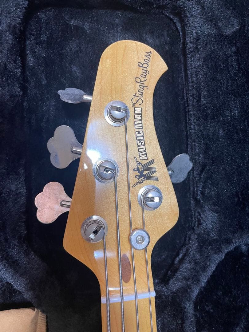 ベース Music Man StingRay 40th Old Smoothie