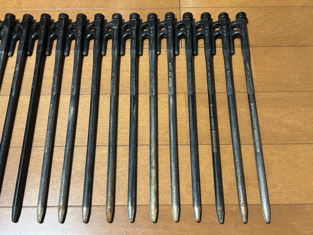 スノーピーク ソリッドステーク30×20本＋ペグハンマーセット