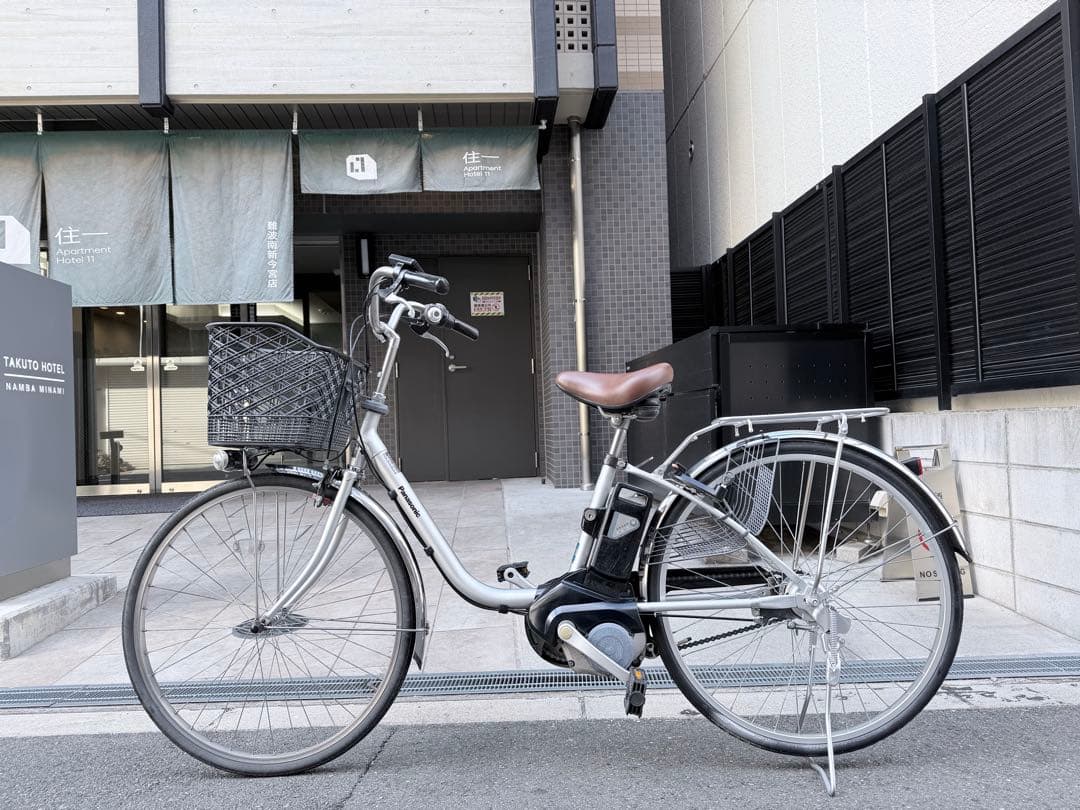 大阪府　Panasonic 電動アシスト自転車 シルバー　26インチ