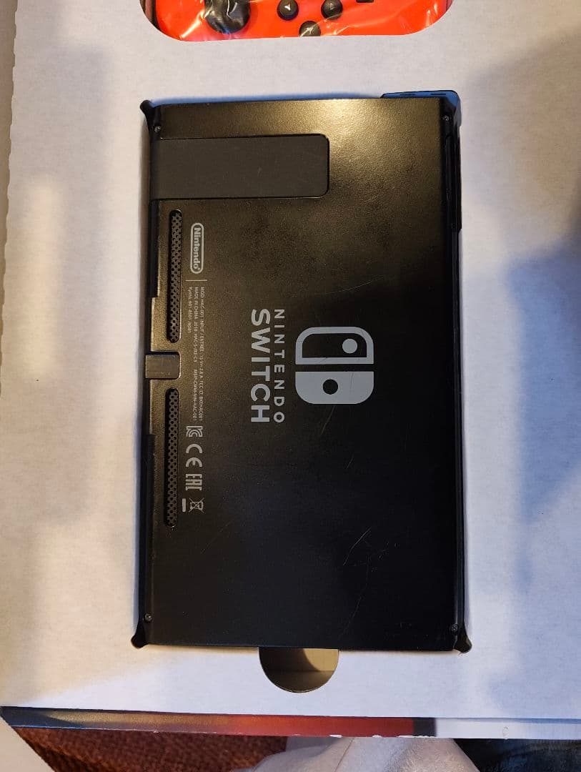 Nintendo Switch ネオンブルー/ネオンレッド 本体 + ゲーム2本