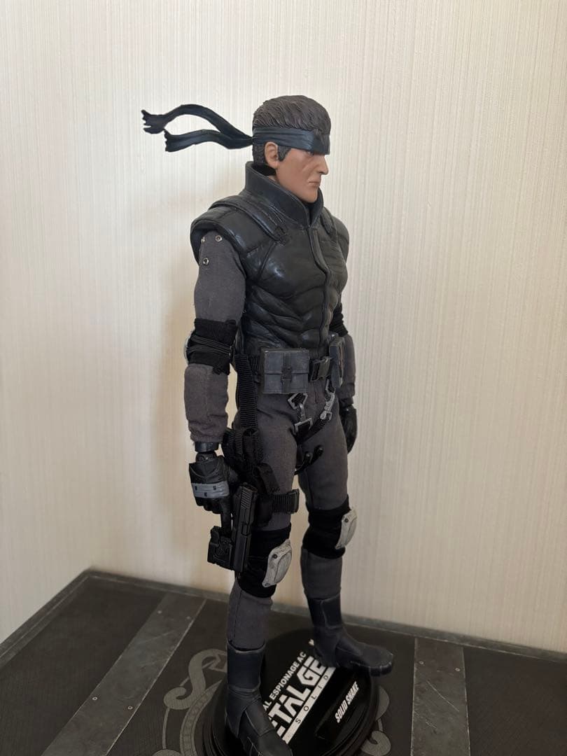 1/6 カスタム　メタルギアソリッド　ソリッドスネーク　MGS1 ホットトイズ