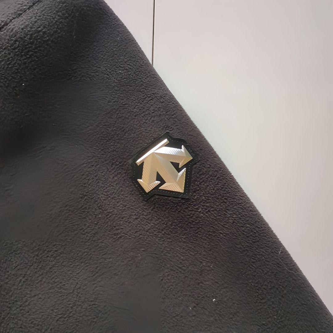 DESCENTE デサント スイスチームモデル 厚手フリースパーカー