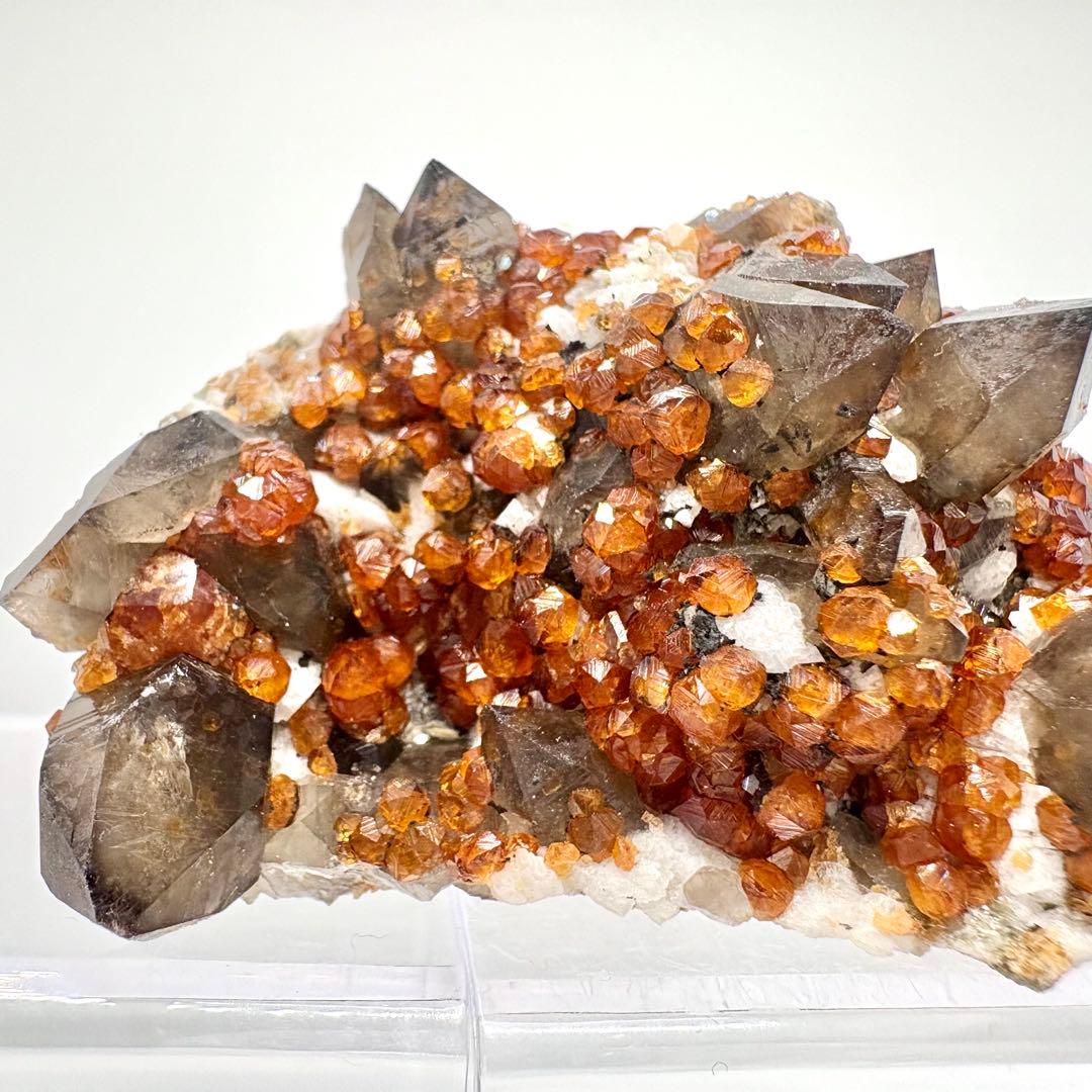 555 中国福建省産　ガーネット&スモーキークォーツ