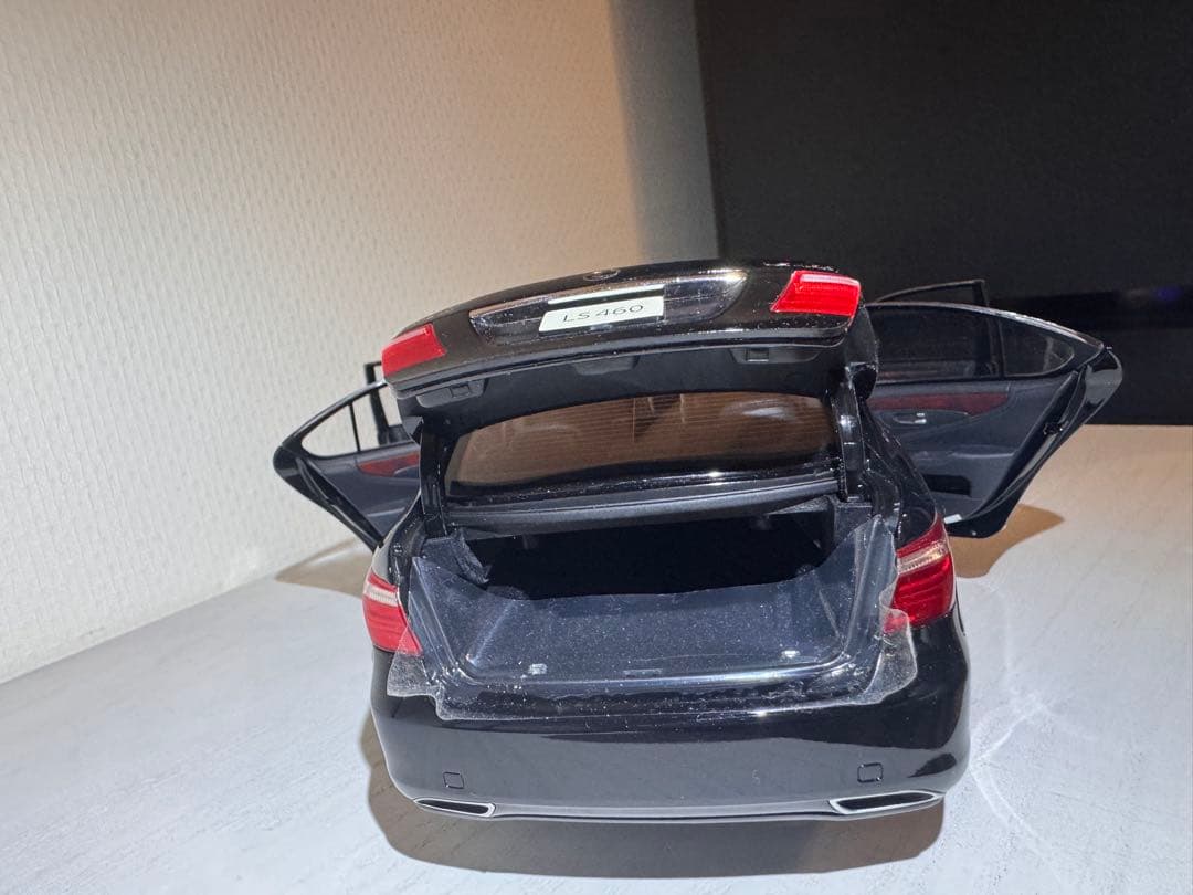 NOREV Lexus LS 460 ブラック ミニカー