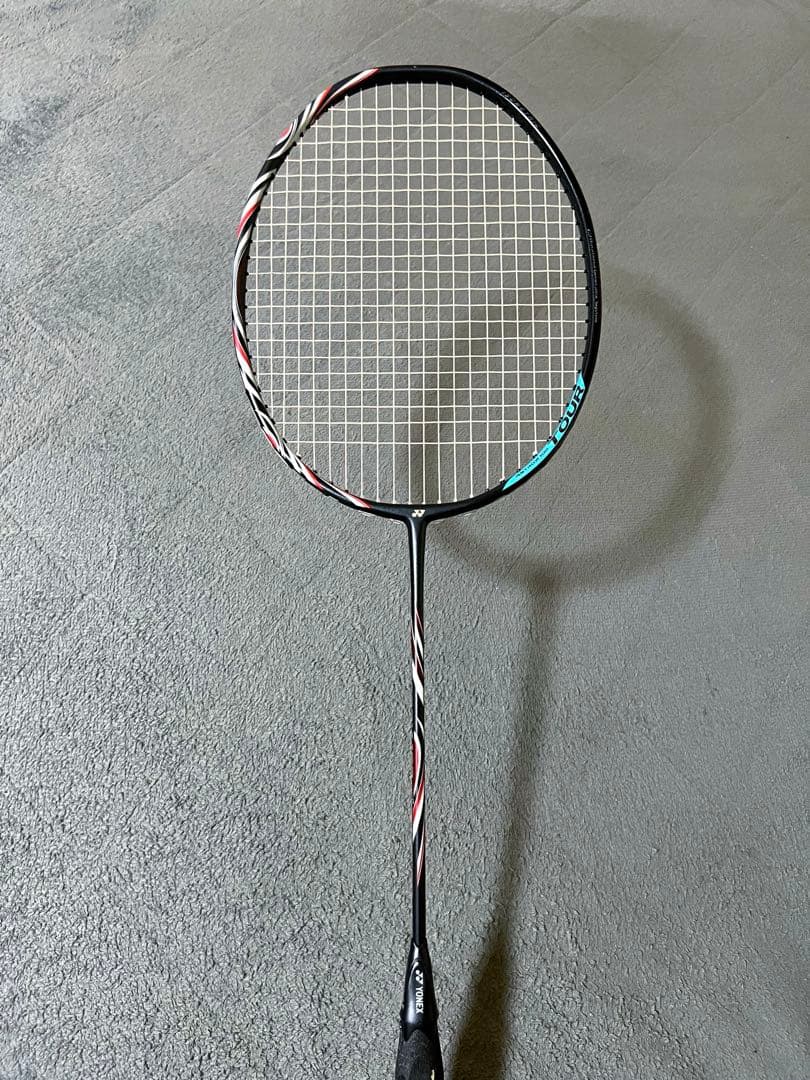 アストロクス100ツアーbpバドミントンラケットASTROX 100Tour