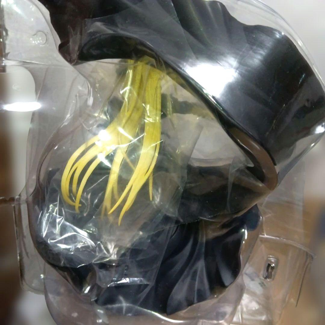塵骸魔京　　Ignis the white　　　　黒く燃える氷のニンバス