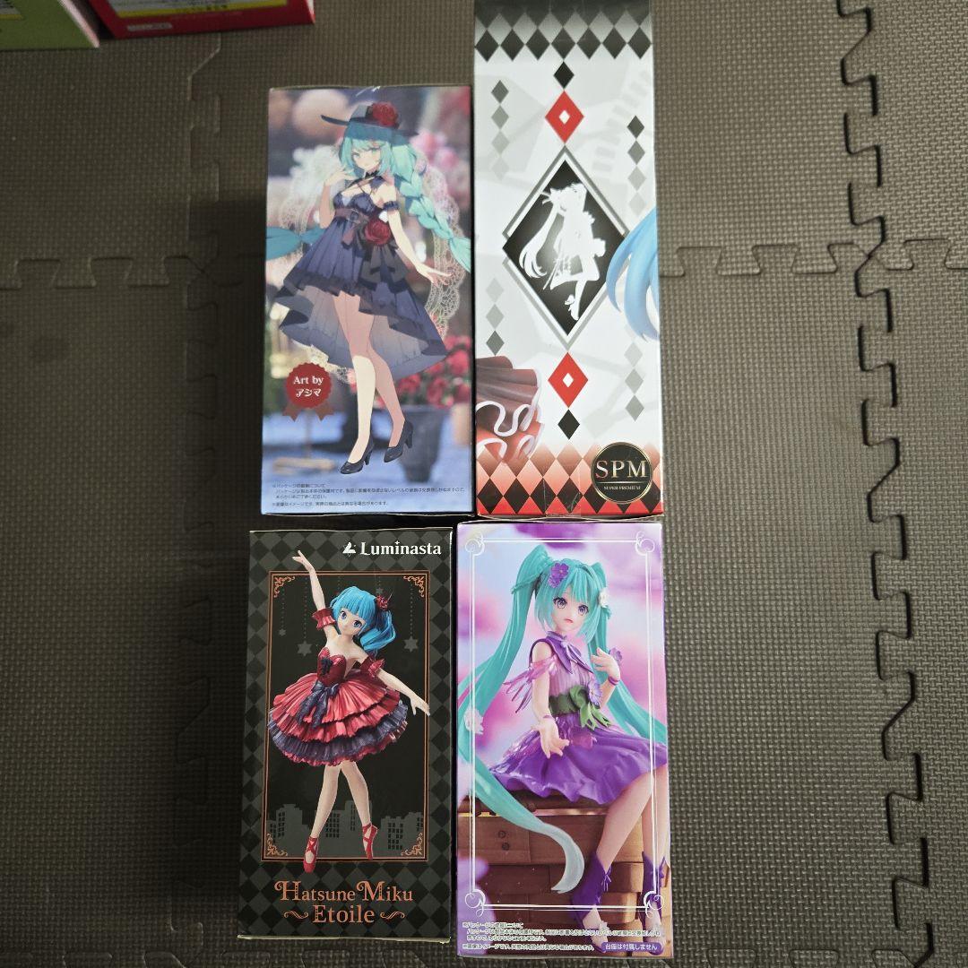 初音ミク　Fashionフィギュア　ロリータ　Country さくらんぼ