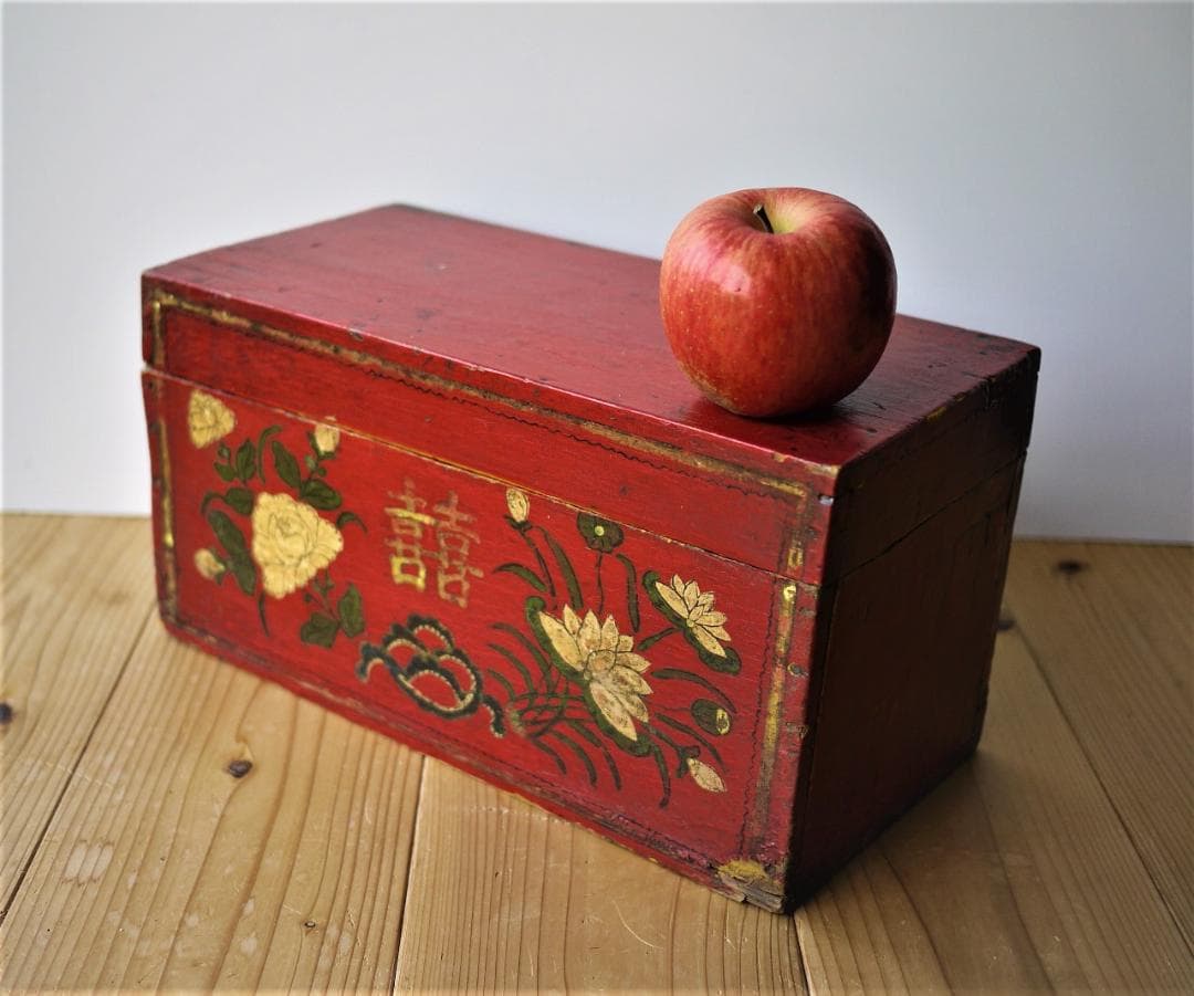 赤塗木箱　バニティージュエリーボックス　双喜吉祥図案　祝結婚記念　中国