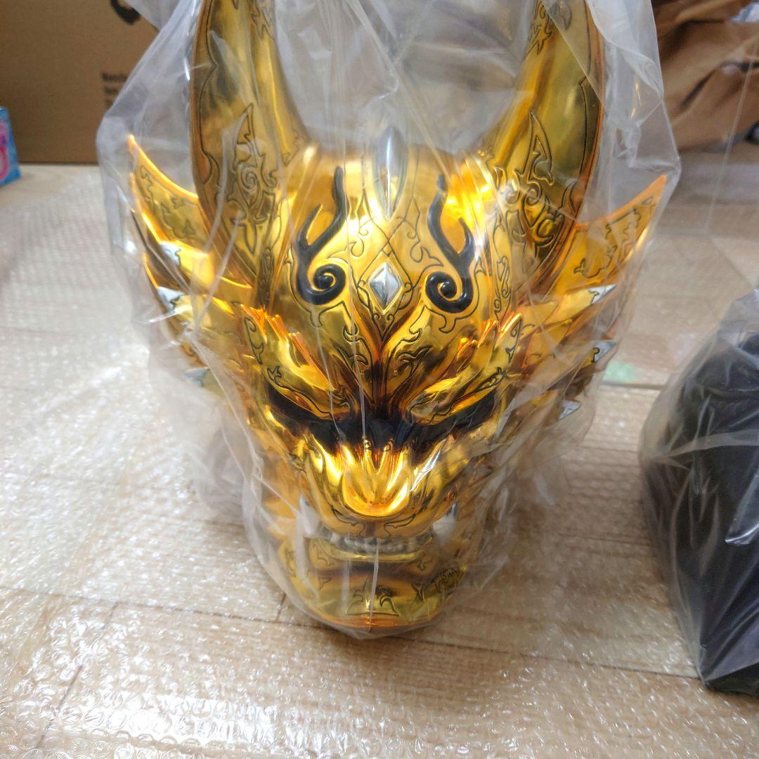 黄金騎士ガロヘッドモデル 専用アクリルケース付き