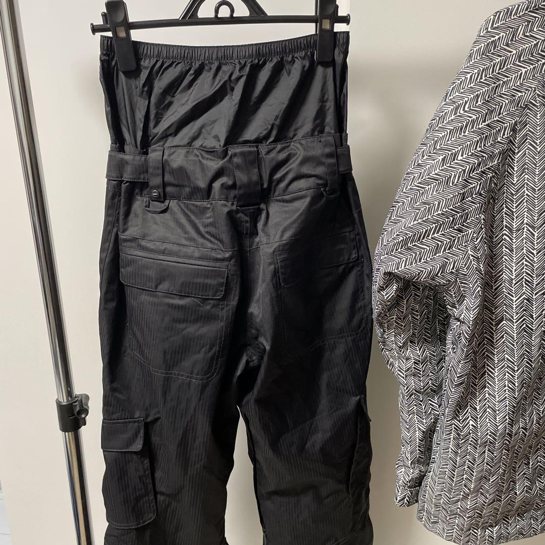 O'NEILL スノーボード　スキー　スノボウェア　セットアップ上下　男女兼用
