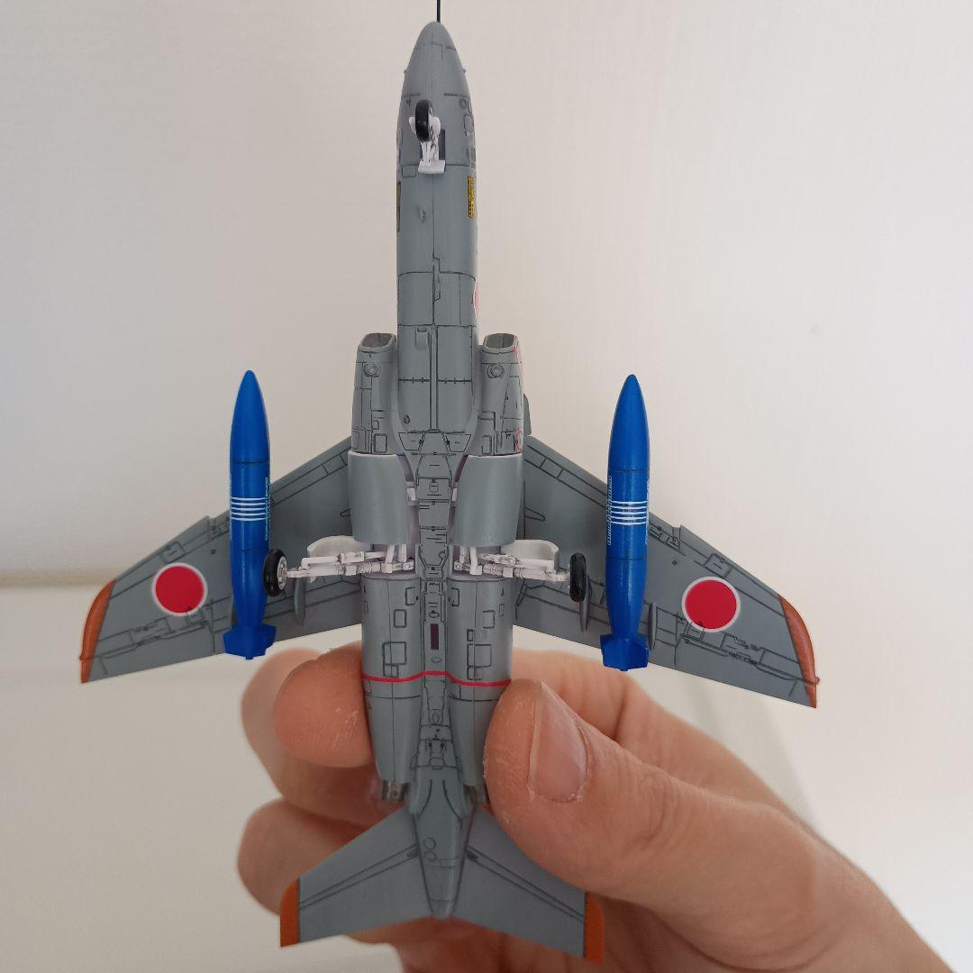 航空自衛隊T-4　1/00サイズプラモデル　特別記念塗装機