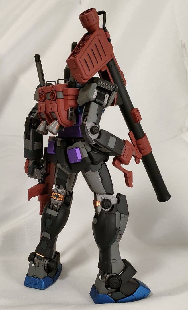ガンプラ 塗装済 完成品MG 1/100 RX-78-2 ガンダムVer.3.0