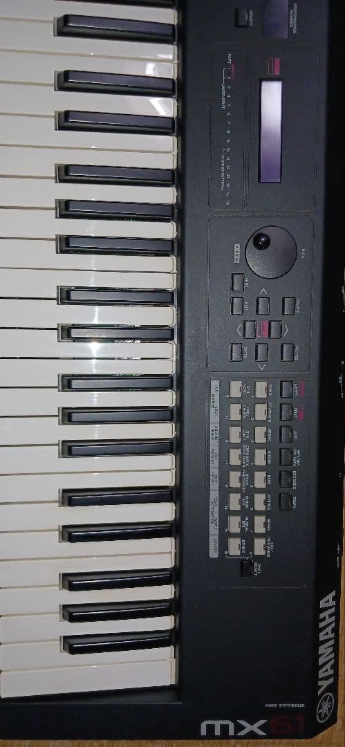 Yamaha MX61 シンセサイザー 61鍵