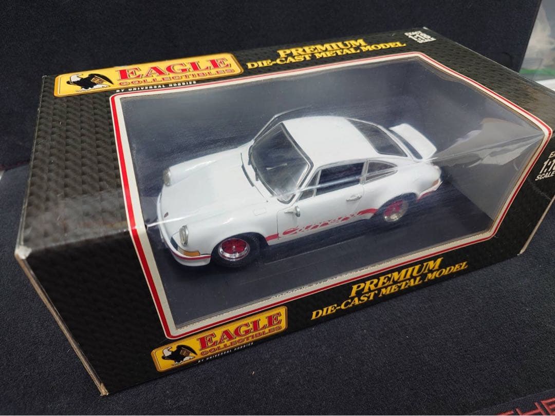 京商　イーグル　1/18ミニカー ポルシェ911 カレラ　RS ホワイト