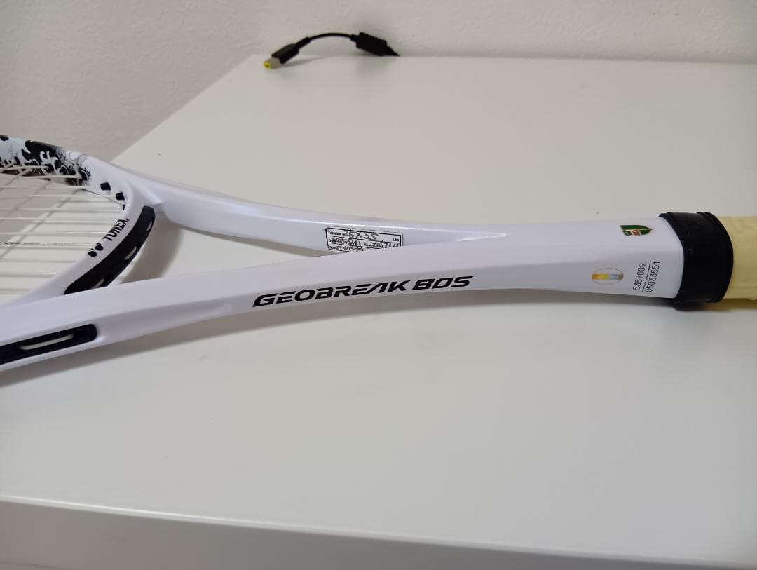 YONEX テニスラケットジオブレイク80S