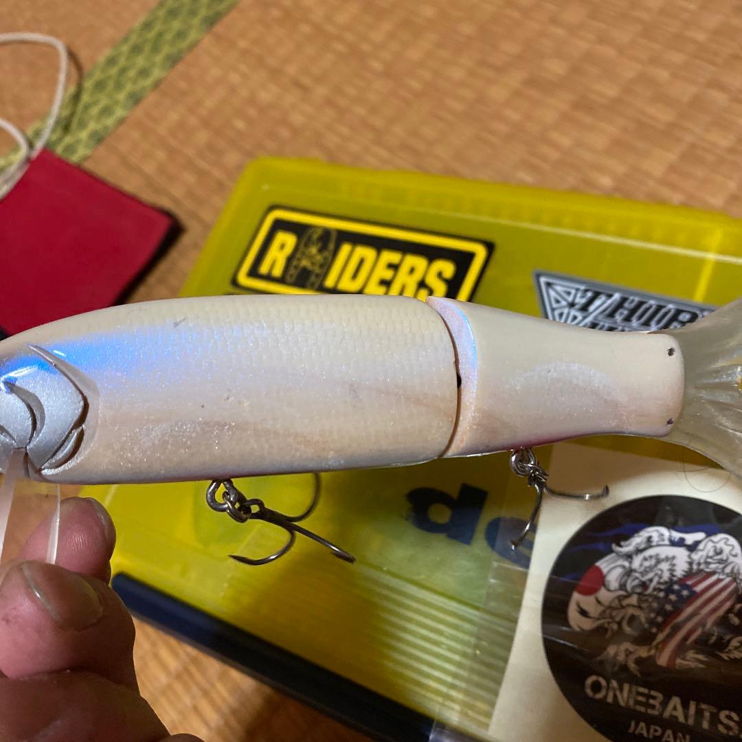 ONEBAITS ULTRA ワンベイツ　ウルトラ