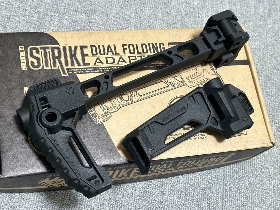 Strike Industries デュアル フォールディングストック