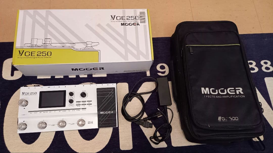 ギター Mooer GE250