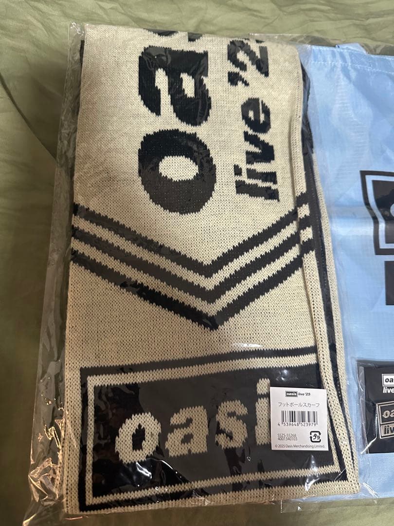 oasis オアシス　マフラー　タオル　エコバッグ　ピンズ　日本　東京 ツアー