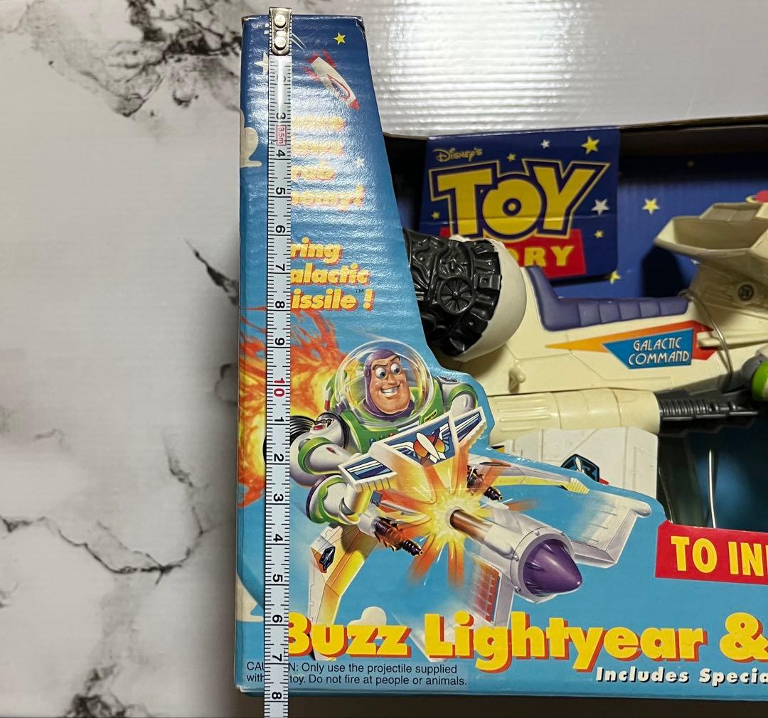 トイストーリー バズライトイヤー バズ フィギュアディズニー　disney